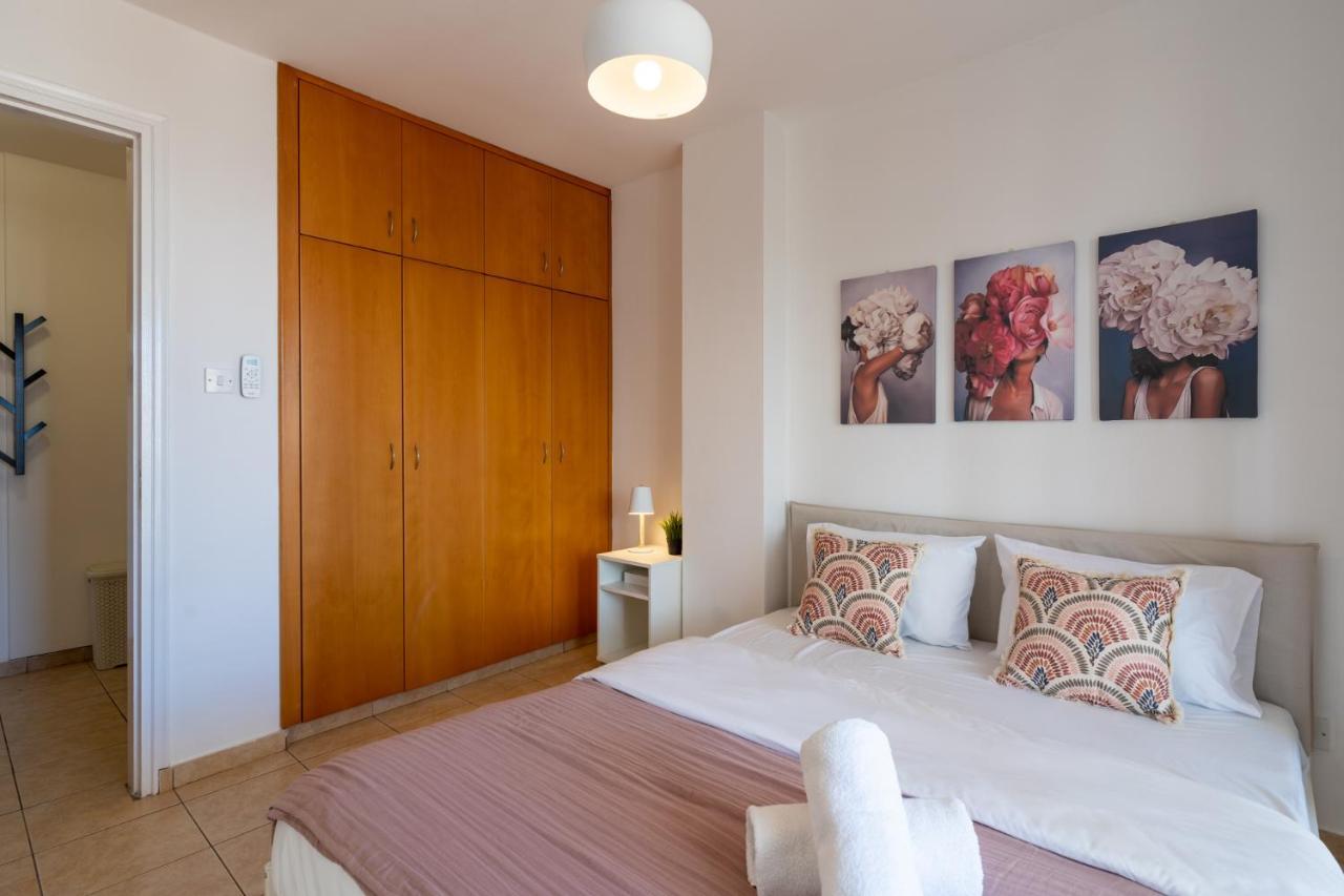 Polyn 1- Bedroom In